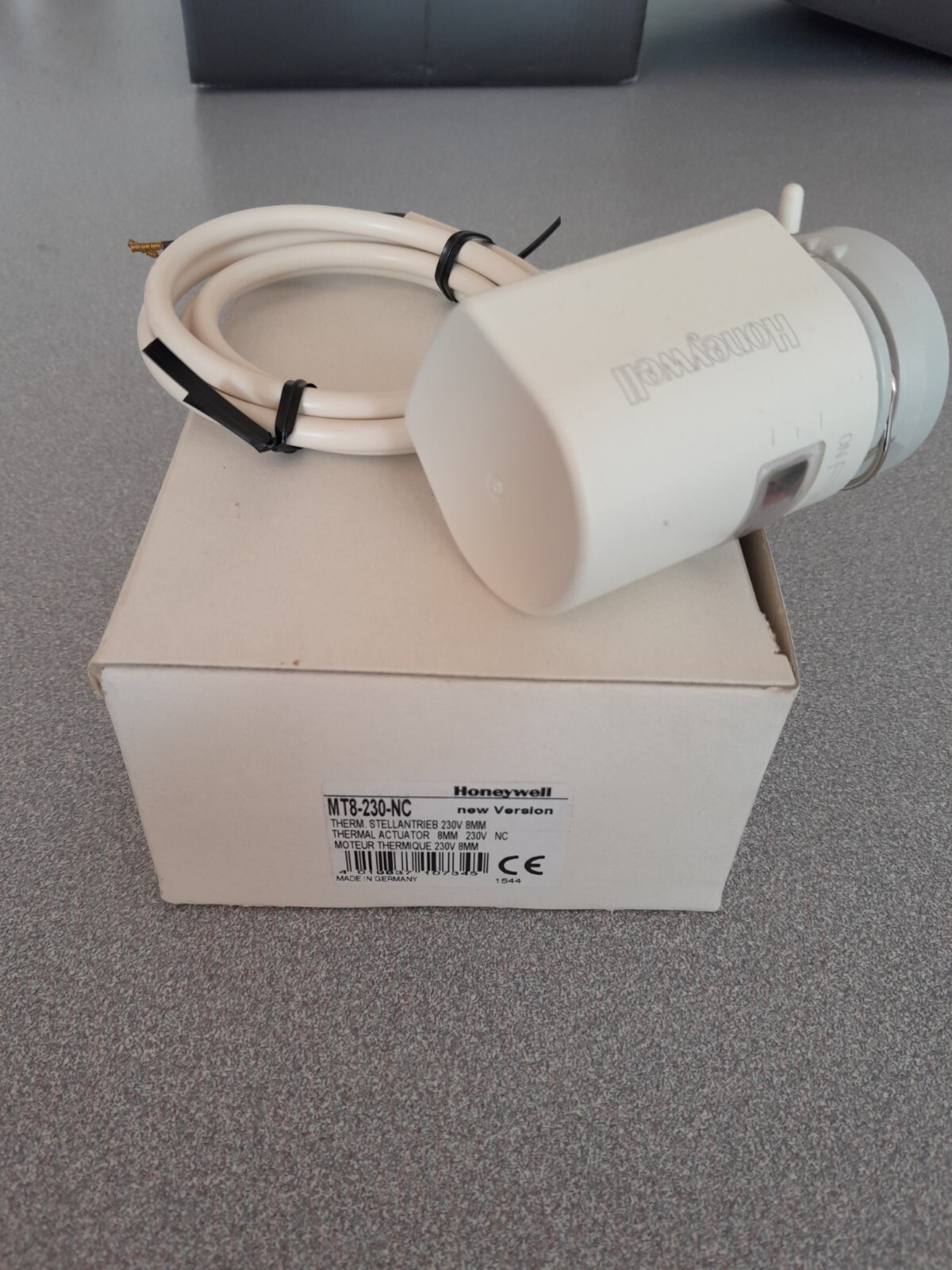 Honeywell MT8-230-NC servomoteur de chauffage electrothermique normalement ferme NC