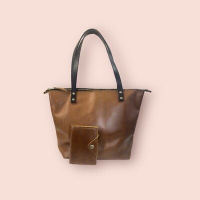 PORTLAND LEATHER GOODS Dakota Tan Zip Leather Tote Medium Shoulder Bag  Wallet - Main Image