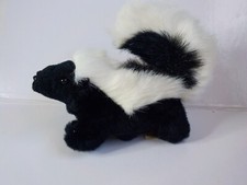 FOLKMANIS SKUNK FINGER PUPPET FULL BODIED