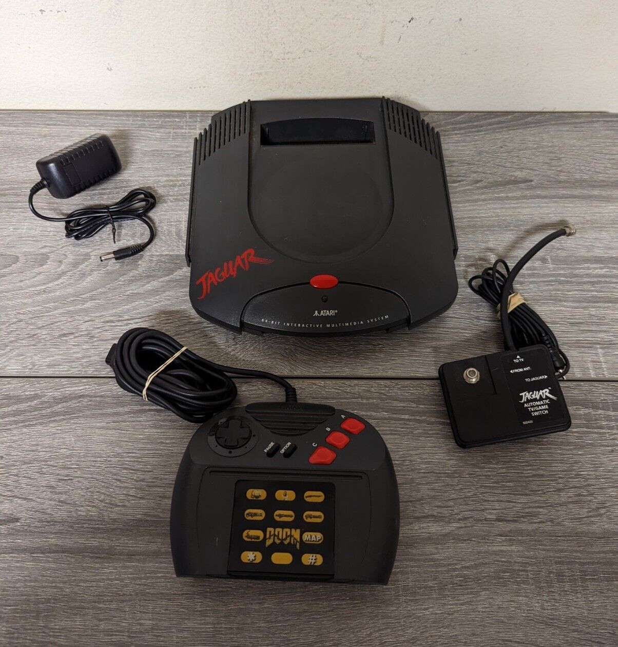 Atari Jaguar Bundle W/ OEM Controller, AV 3rd Party Power Doom Game Tested 