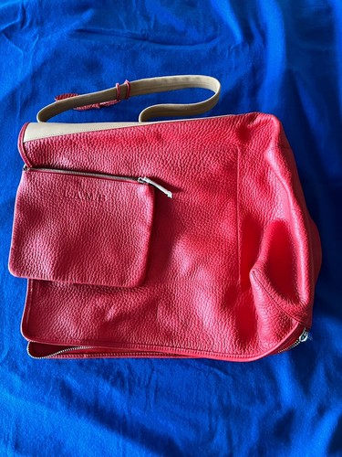 L.A.M.B. GWEN STEFANI RED LEATHER TRAVEL BAG - Picture 2 of 14
