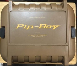 Fallout 4 Collectors Edition Pip Boy 3000 Iv Case Only No Game No Pip Boy Ebay