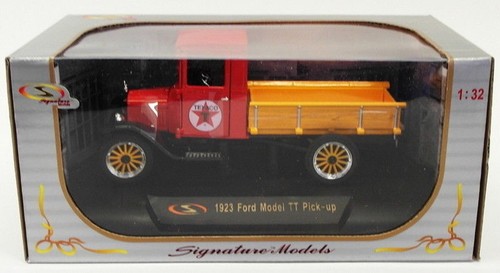 Signature Models 1/32 Scale 32323 - 1923 Ford Model TT Pick-up - Texaco - Picture 4 of 9