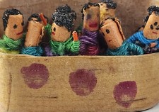 Vintage Guatemalan Worry Dolls Lot In Basket Mu ecas Quitapenas Folk Art Mini 10