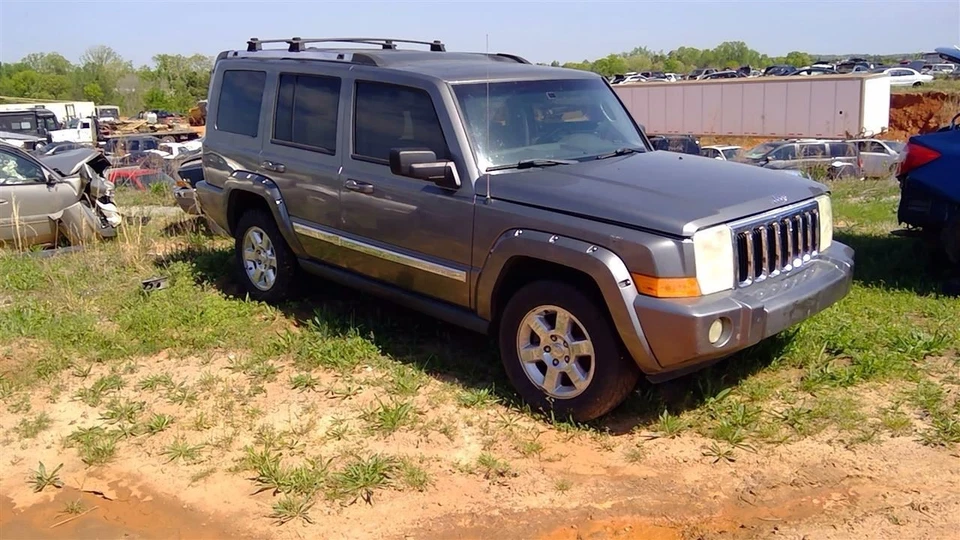 Passenger Right Front Door Fits 06-10 Jeep Commander OEM - Image 3 of 4