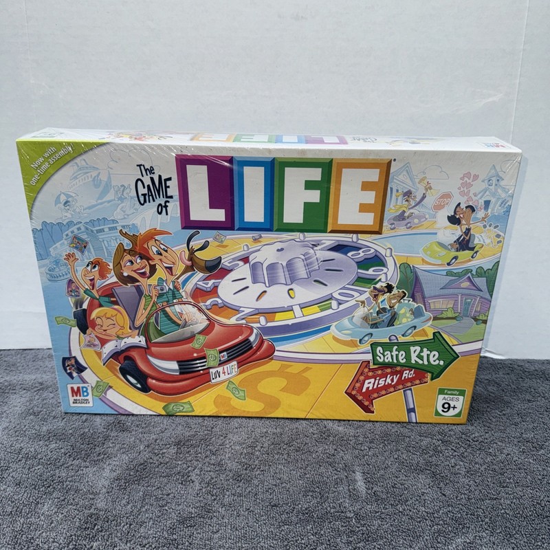The Game of Life Board Game Hasbro Milton Bradley 2007 NEW Factory Sealed