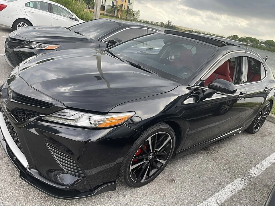 Parachoques delantero divisor alerón labial para Mercedes-Benz C180 C200 C230 C250 C300 Foto 2 de 4