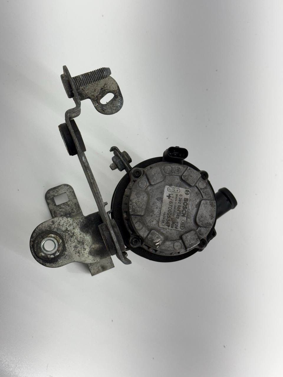 2017 - 2020 MASERATI LEVANTE 3.0L ENGINE COOLANT AUXILIARY WATER PUMP  430