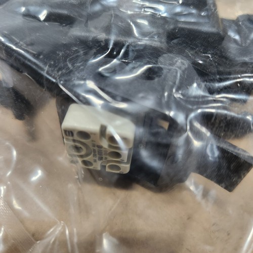 HARTING Han-Power T, 3 X Han Q5/0, 09120084751, New - Picture 4 of 5