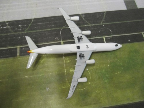 AERONAVIÓN HERPA WINGS METAL MODELO 1/500 IBERIA AIRLINES AIRBUS A340-300 - Imagen 4 de 4