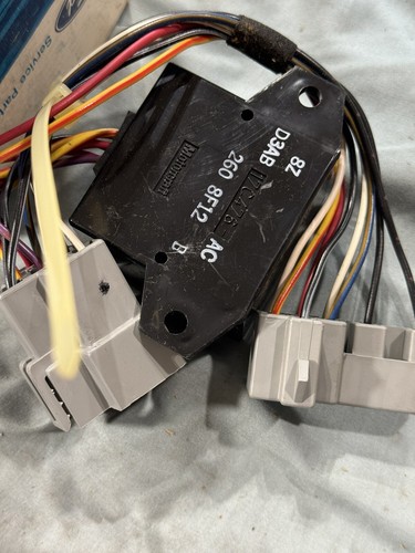 1973 NOS OEM Ford Full Size Windshield Wiper Switch / Delay Governor Module - Picture 2 of 3