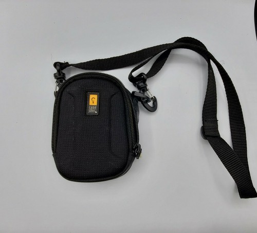 Case Logic Small Camera Case With Zipper Closure Black with Belt Loop - Picture 7 of 12