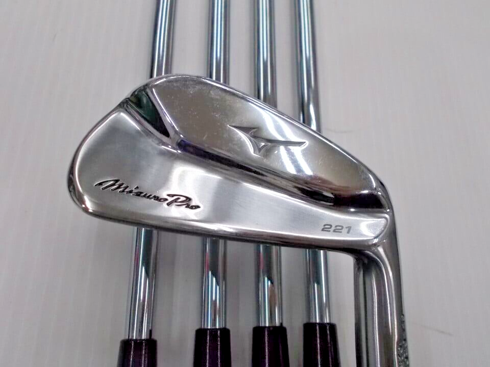 Mizuno Pro 221 Iron Set 6I - 9I PW 5 Clubs Dynamic Gold 105