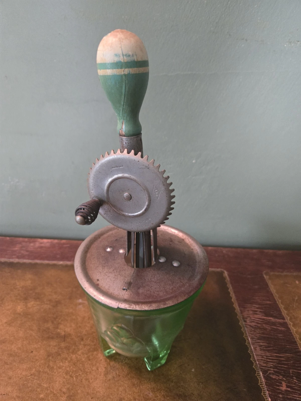 Antique Uranium Glass 2 Cup Measuring Bowl With A&J Mixer 1923 Glows