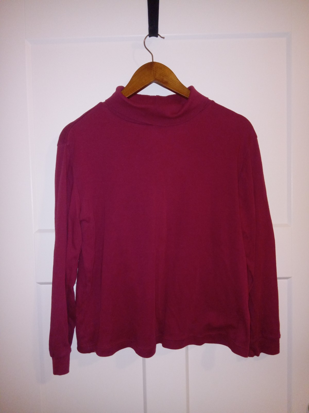 Basic Editions Women's Large Maroon Turtleneck Vi… - image 1