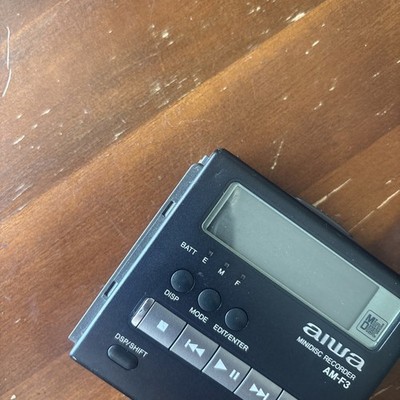 AIWA AM-F3 Portable MiniDisc Recorder Player MD Walkman & Extras