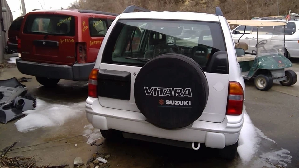 Rear View Mirror Base Vitara Fits 00-05 VITARA 1172438 - Image 4 of 4