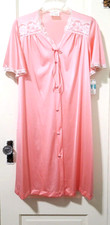 NEW VTG JC Penney SILKY Nylon Button Robe Housecoat Petite Night Blossom Peach