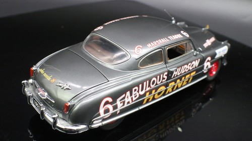 Franklin nuovo di zecca 1:24 Hudson Hornet modellino auto - Foto 8 di 20