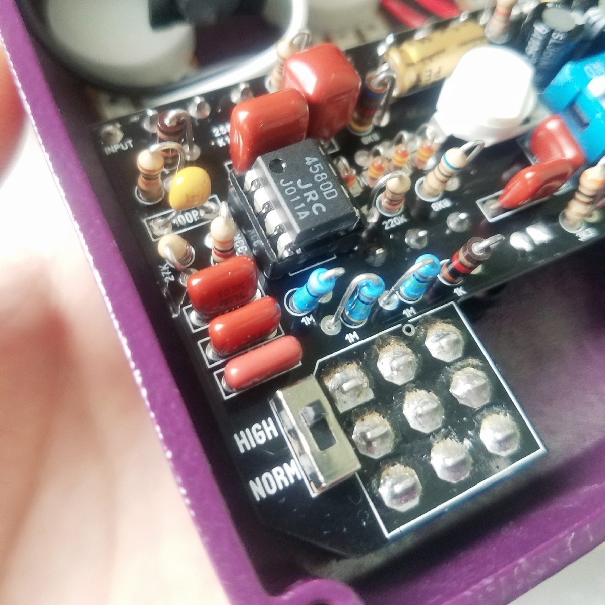s-l1200.jpg s-l1200.jpg