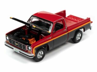 1979 Chevrolet Silverado Scottsdale 10 Truck *RR* Auto World Hemmings 1:64