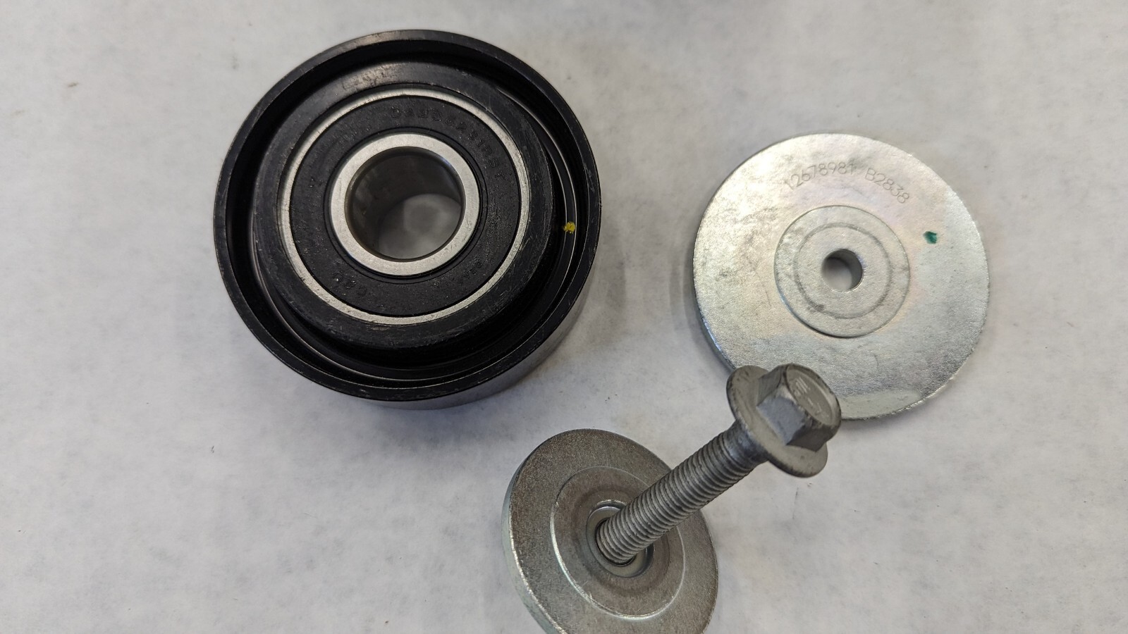7502669C1 International Idler Pulley With Bearing Bolt & Washers 6042514C91 eBay
