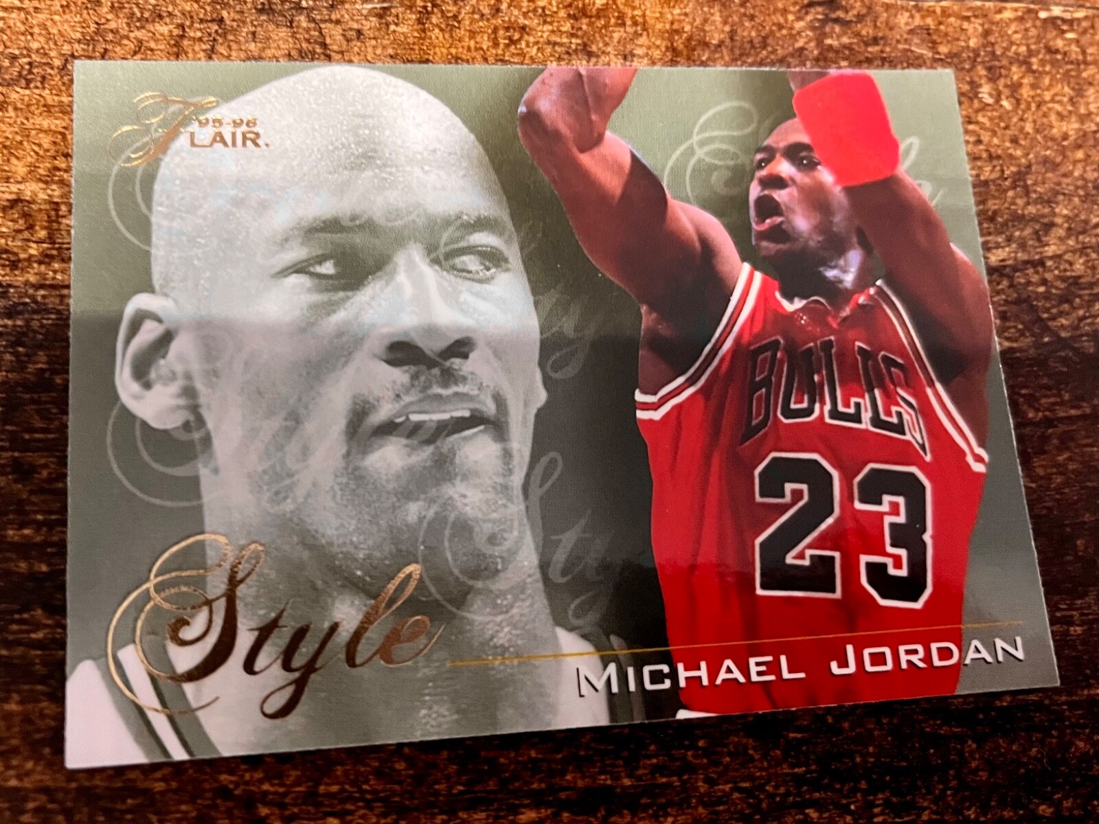 1995-96 Flair Style - #235 Michael Jordan NM Ungraded
