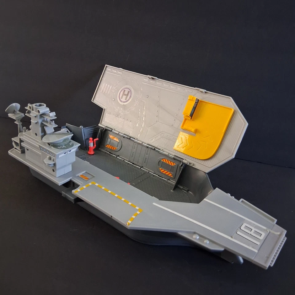 Disney Planes Aircraft Carrier 2014 juego/almacenamiento de Mattel Foto 2 de 4