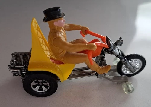 RARE Vintage 1971 HOT WHEELS MATTEL RUMBLERS SERIES Motorcycle Cycle car antique