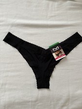 NEW Maidenform Women  s Thong V Back Thong Size Large 7 Women  s Thong DMMVBT