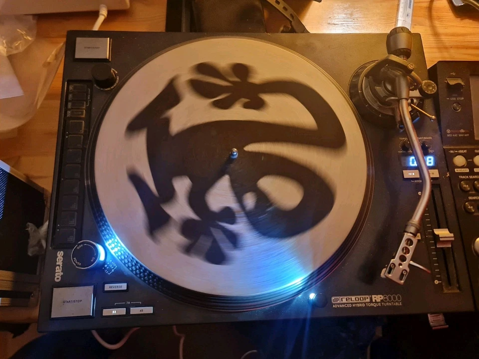 Reloop RP-8000 Plattenspieler mit ortofon DJ Club und Plastkmann Slipmate. - Bild 4 von 4