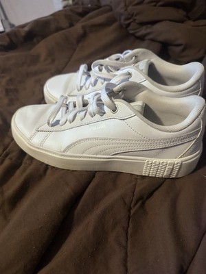 PUMA Womens White Low Top Lace Up Athletic Sneakers Rubber Outsole Casual