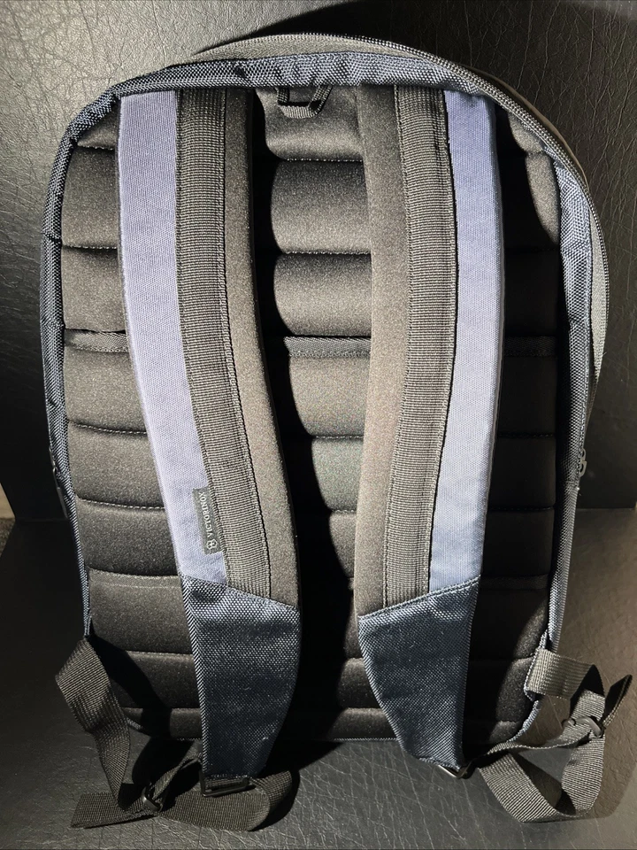 Victorinox Altmont Professional Essentials Laptop Backpack Navy - Image 4 of 4