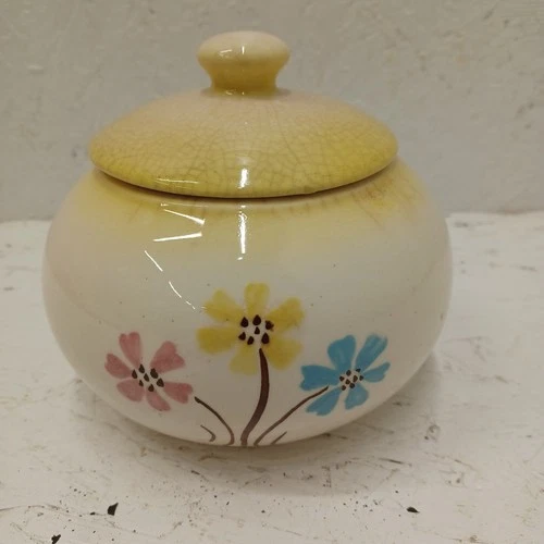 vintage Hull pottery Cinderella kitchen bouquet #24 grease jar with lid 32oz
