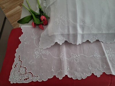 Spectacular Bettlaken IN Rein Leinen mit Stickerei Schlitz Über Madeira Handmade