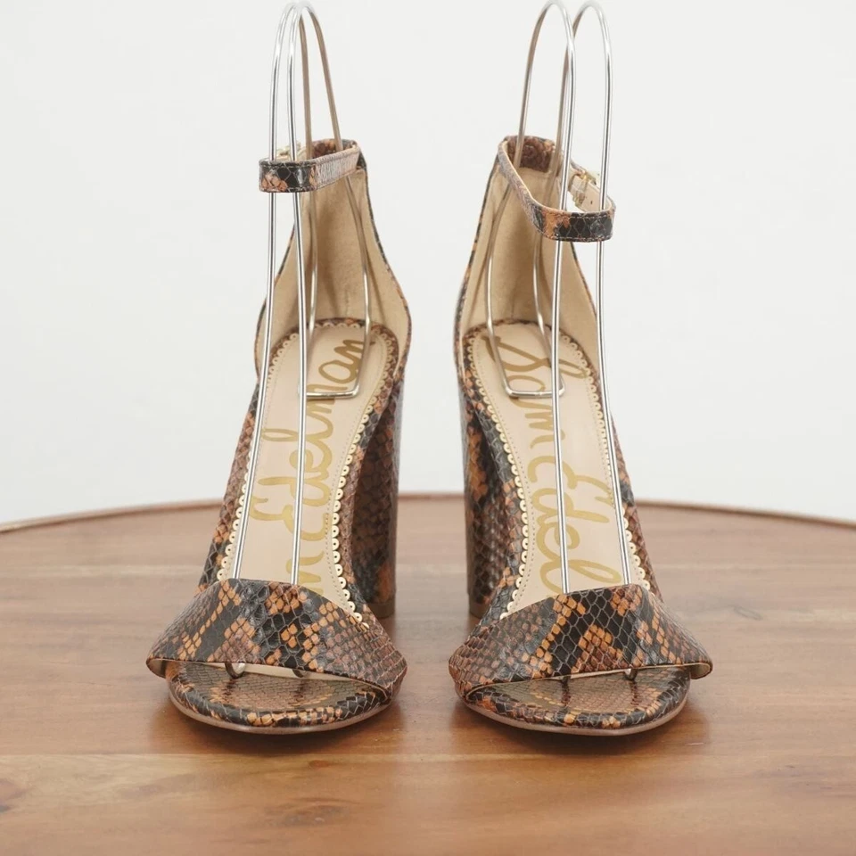 Sandálias Sam Edelman Yaro salto bloco pele de cobra tornozelo couro marrom tamanho 7M - Imagem 3 de 4