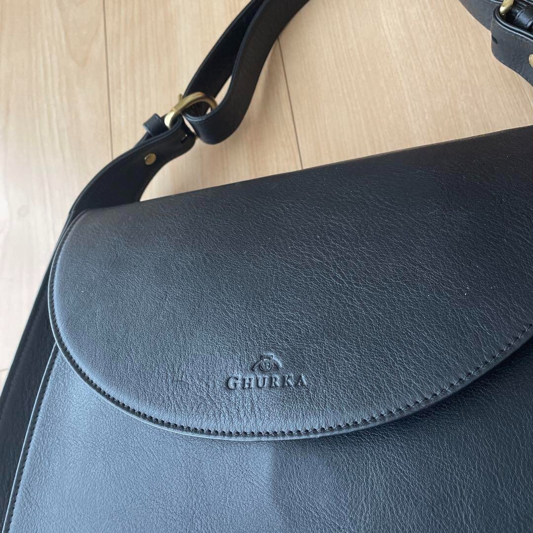 Ghurka All Black Leather Unisex Shoulder bag(GB605) wz Ghurka All Black Leather Unisex Shoulder bag(GB605) wz