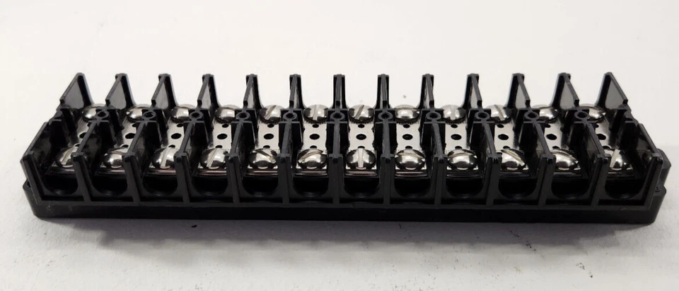 Eaton Bussmann - KU12 - Terminal Block - Double Row - 12P - 600V - 60A - Qty 21 - Image 2 of 4