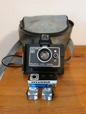 Polaroïd Colorpack 88 avec housse et 2 cubes flash
