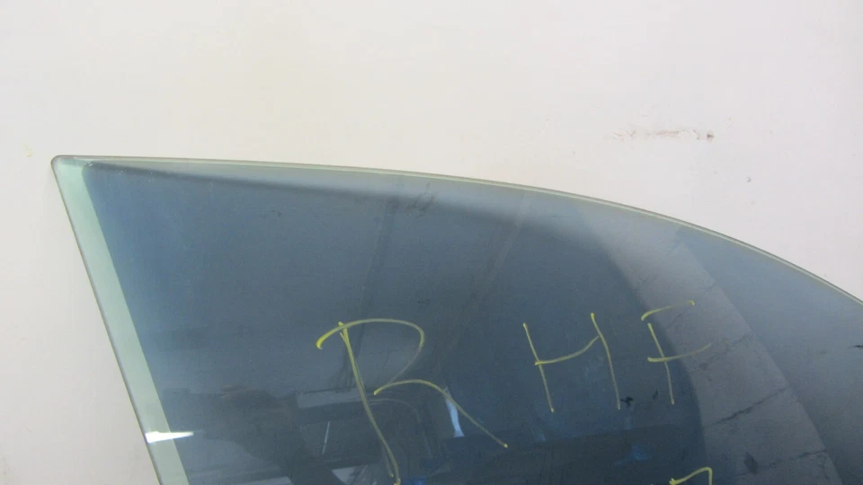 2002-2008 BMW 745i 750i 760i E65 E66СТЕКЛО ПАССАЖИРСКОЕ ПРАВОЕ ПЕРЕДНЕЕ 011917 - Изображение 3 из 4