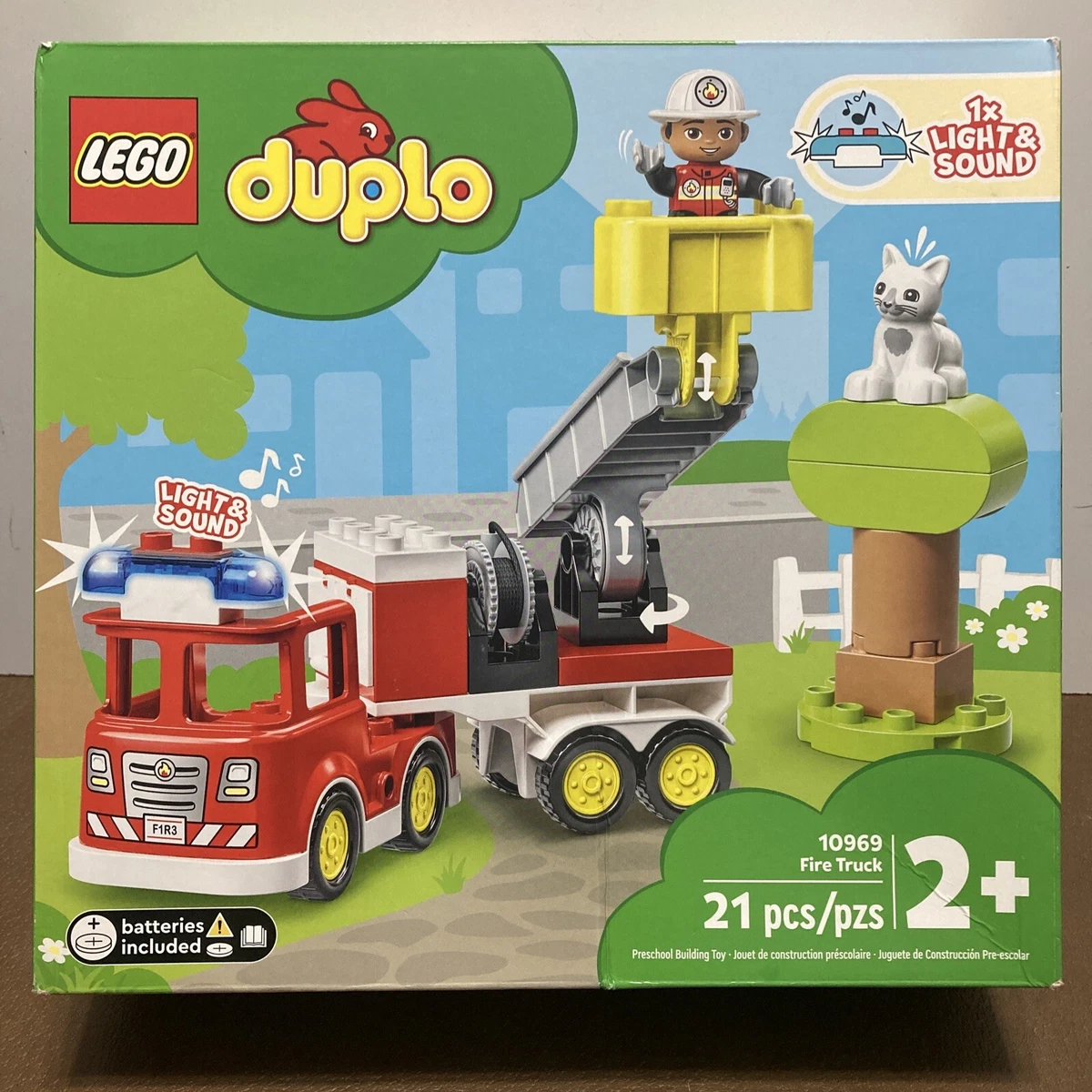 Duplo town hotsell fire truck