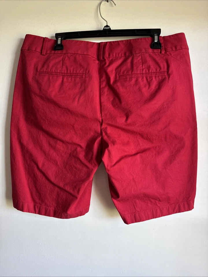Pantalones cortos Ann Taylor Boardwalk rojos para mujer talla 14 Foto 2 de 4
