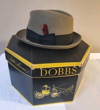Vintage Dobbs Fifth Avenue Gray Wool Felt Fedora size 7 with hat box red feather
