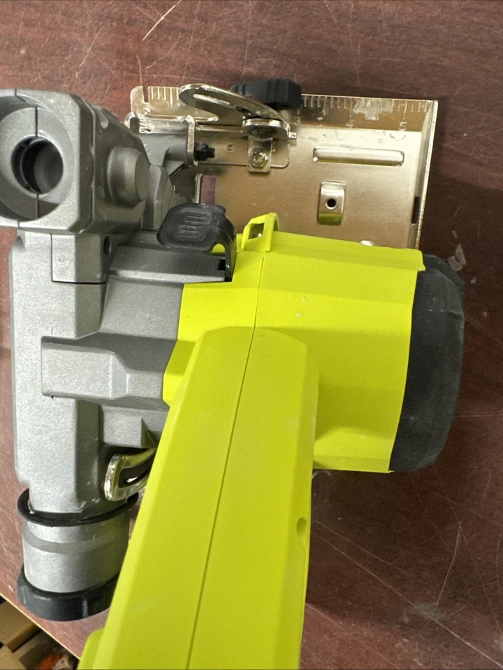 Sierra para azulejos de mampostería húmeda/seca inalámbrica RYOBI ONE+ HP 18V (solo herramienta) Foto 3 de 4