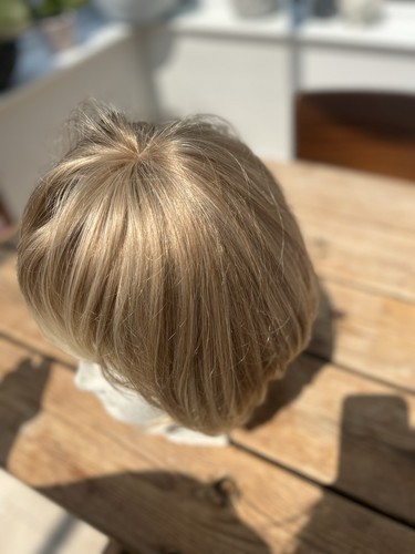 Blonde Bob Wig Women’s Chemo Quality - Picture 3 of 6