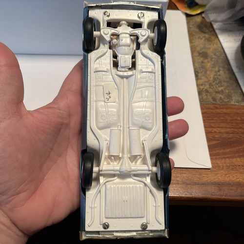 1964 Oldsmobile Cutlass Convertible Plastic Promo Model 1/25 Scale Blue - Picture 11 of 11