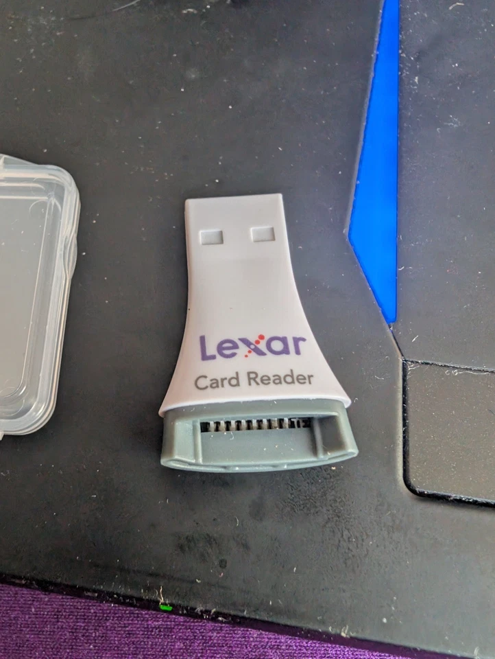 Lexar Micro SD Card Reader + 16gb class 10 micro SD, please read description - Image 2 of 4