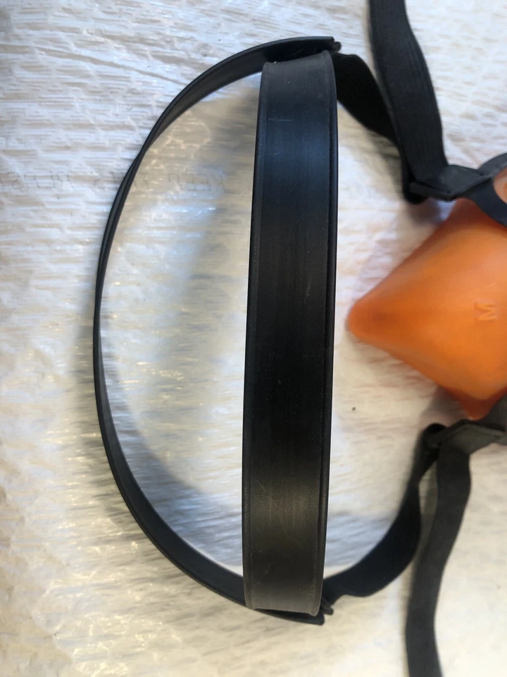 Sperian 2600 Series Half Mask Respirator Size M - Image 3 of 4