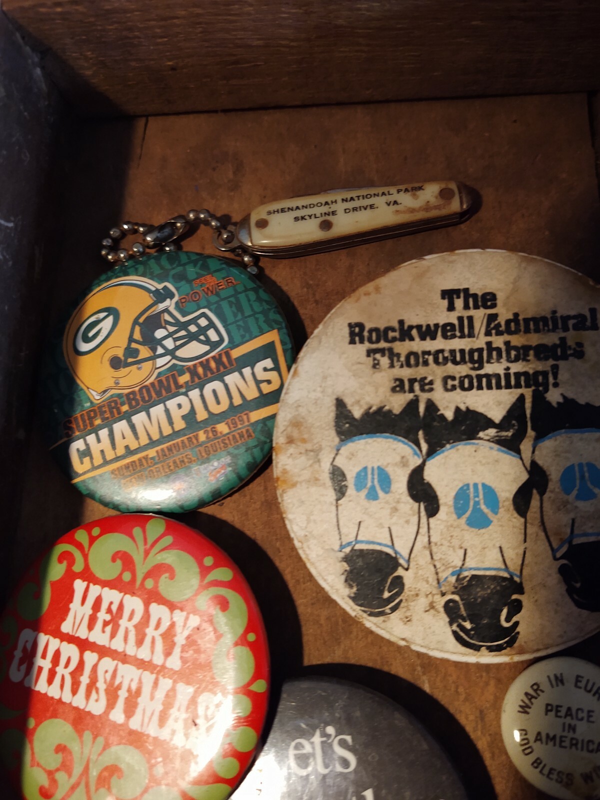 Vintage Junk Drawer Lot Pins Pin Button Buttons Political Beer Beers