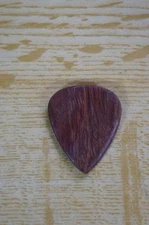 US Blues Sculpted Guitar Pick Rosewood - Single Pick